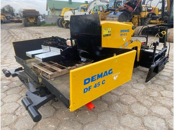 Útburkológép DEMAG