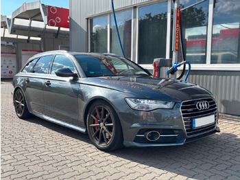 Autó AUDI
