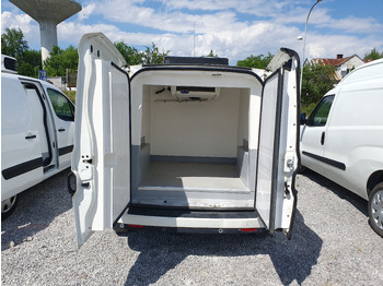 Hűtős kisteherautó FIAT Doblo