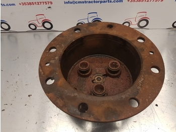 Szabadonfutó agy - Traktor Case Hub Cover 4472452036  Zf Apl 330 81437c1: 4 kép.