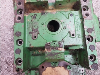 Erőátvitel - Traktor John Deere 6400, 6100, 6200, 6300, 6500 Rear Pto Housing L76333, Al76176: 5 kép.
