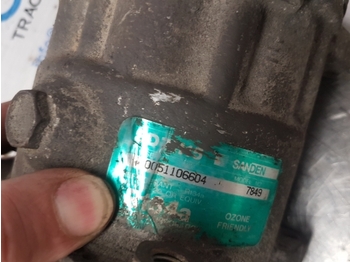 Klímakompresszor - Traktor Lamborghini 950, Fiat, Ford, Same  Air Conditioning Compressor Sanden 5165549: 2 kép.