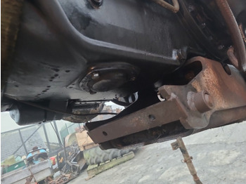 Hátsó tengely - Mezőgazdasági gépek Massey Ferguson 4255 Rear Axle Centre Housing: 5 kép.