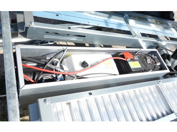 Új Pótkocsi billenőplatós STEMA SHDK 35-30-18.2 Kiper Wywrotka: 2 kép. Új Pótkocsi billenőplatós STEMA SHDK 35-30-18.2 Kiper Wywrotka: 2 kép.