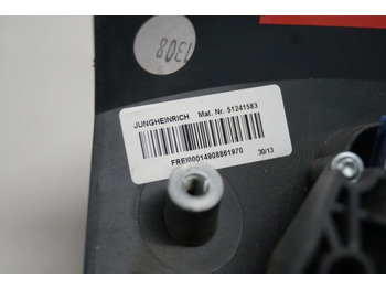 Elektromos rendszer - Anyagmozgató gép Jungheinrich 51241583 | Rijschakelaar control handle for ERE120-225 with folding: 3 kép.