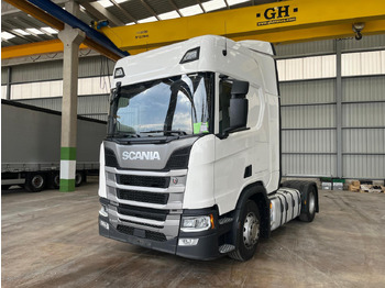 Nyergesvontató SCANIA R 450