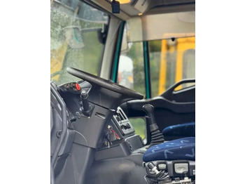 Billenőplatós teherautó Iveco TRAKKER 450 6x4 WYWROTKA MELLER | EURO 5 | MANUAL | KLIMA | RETARDER | PRZEBIEG 364 000km !: 5 kép. Billenőplatós teherautó Iveco TRAKKER 450 6x4 WYWROTKA MELLER | EURO 5 | MANUAL | KLIMA | RETARDER | PRZEBIEG 364 000km !: 5 kép.