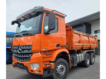 Billenőplatós teherautó MERCEDES-BENZ Arocs 2645
