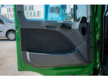 Ajtó és alkatrészek MERCEDES-BENZ Actros