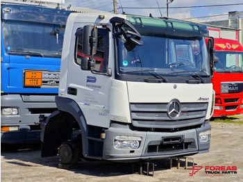 Fülke MERCEDES-BENZ Atego