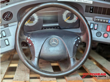 Műszerfal - Busz MERCEDES-BENZ CITARO: 3 kép.