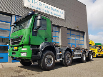 Cserefelépítményes teherautó IVECO Stralis 450