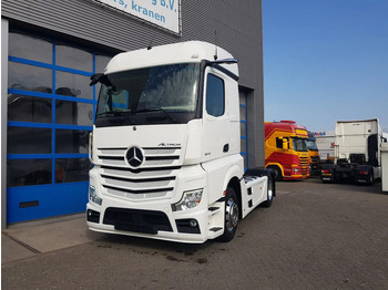 Nyergesvontató MERCEDES-BENZ Actros 1845