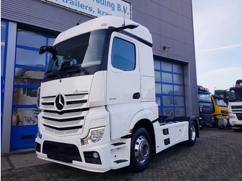Nyergesvontató MERCEDES-BENZ Actros 1845