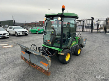 Gumikerekes homlokrakodó JOHN DEERE