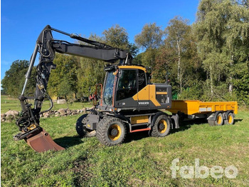 Gumikerekes kotró VOLVO EW160E