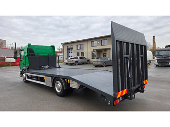 Autószállító teherautó Volvo FL250 4X2: 4 kép. Autószállító teherautó Volvo FL250 4X2: 4 kép.