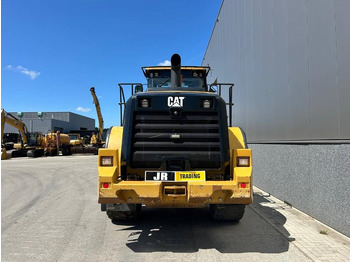 Gumikerekes homlokrakodó CAT 950 K: 4 kép.