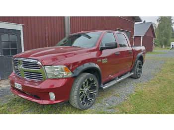 Pickup Dodge RAM 1500 5,7 hemi: 2 kép. Pickup Dodge RAM 1500 5,7 hemi: 2 kép.