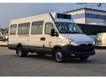 Minibusz IVECO Daily