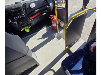 Minibusz, Kisbusz Iveco ROSERO FIRST / SPROWADZONE / 35 MIEJSC: 4 kép.