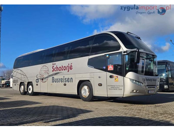 Távolsági busz NEOPLAN