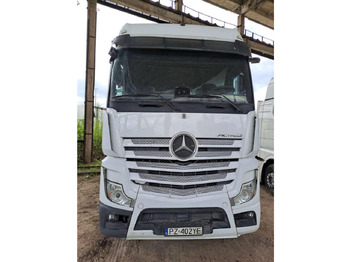 Nyergesvontató MERCEDES-BENZ Actros 1845