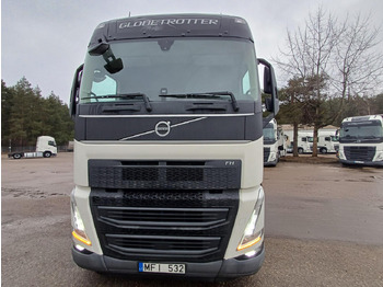 Nyergesvontató VOLVO FH 500