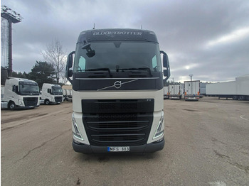 Nyergesvontató VOLVO FH 500