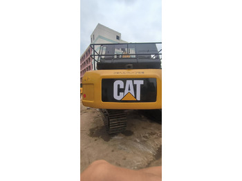 Kotrógép CATERPILLAR 326D2L: 4 kép.