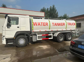 Tartályos teherautó SINOTRUK HOWO