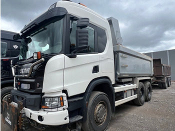 Billenőplatós teherautó SCANIA P