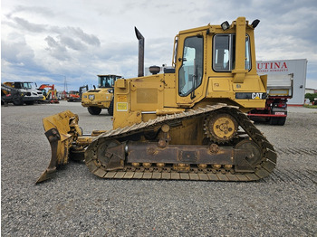Buldózer CATERPILLAR D4H: 2 kép.