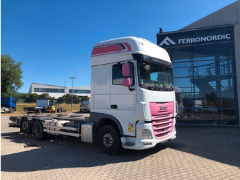 Cserefelépítményes teherautó DAF XF 460