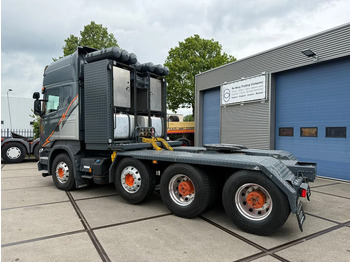 Nyergesvontató Scania R580 V8 8x4/4 HNA: 2 kép.