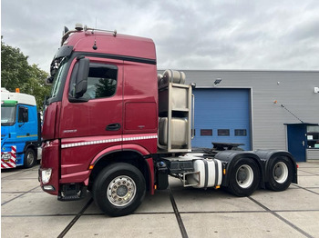 Nyergesvontató MERCEDES-BENZ Arocs 3363