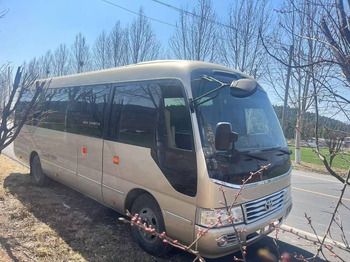 Minibusz TOYOTA