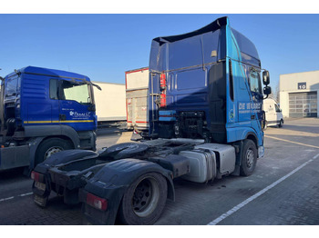 Nyergesvontató DAF XF 480 MEGA (8305): 4 kép.