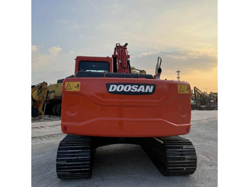 Kotrógép 14 Ton Original Korea Used Doosan DX140LC-9c DX 140 150 225 300 Hydraulic Crawler Excavators in Good Condition Doosan140: 4 kép.