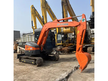 Lánctalpas kotró HITACHI ZX55