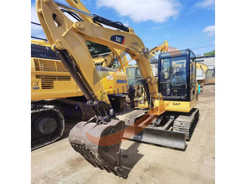 Lánctalpas kotró CATERPILLAR 306D