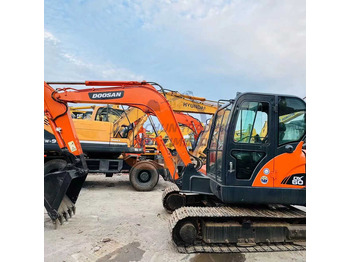 Lánctalpas kotró DOOSAN DX225