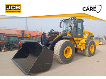 Gumikerekes homlokrakodó JCB 457