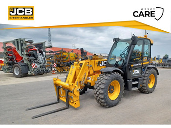 Teleszkópos rakodó JCB