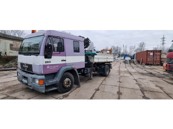 Billenőplatós teherautó MAN