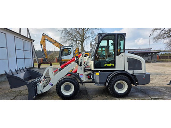 Gumikerekes homlokrakodó