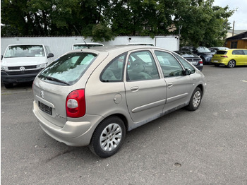 Szedán Citroën Xsara Picasso 1.8 16V Exclusive: 4 kép.