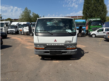 Billenőplatós kisteherautó MITSUBISHI