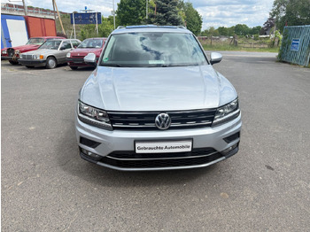 Terepjáró/ SUV VOLKSWAGEN