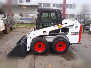 Új Mini homlokrakodó BOBCAT S450: 2 kép. Új Mini homlokrakodó BOBCAT S450: 2 kép.